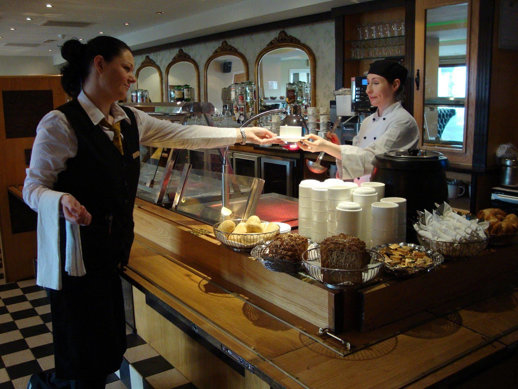 Ard Ri House Hotel Tuam Buitenkant foto
