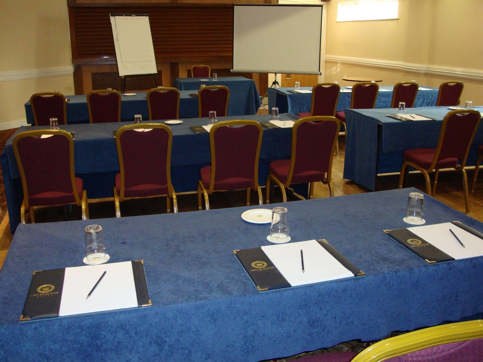 Ard Ri House Hotel Tuam Buitenkant foto