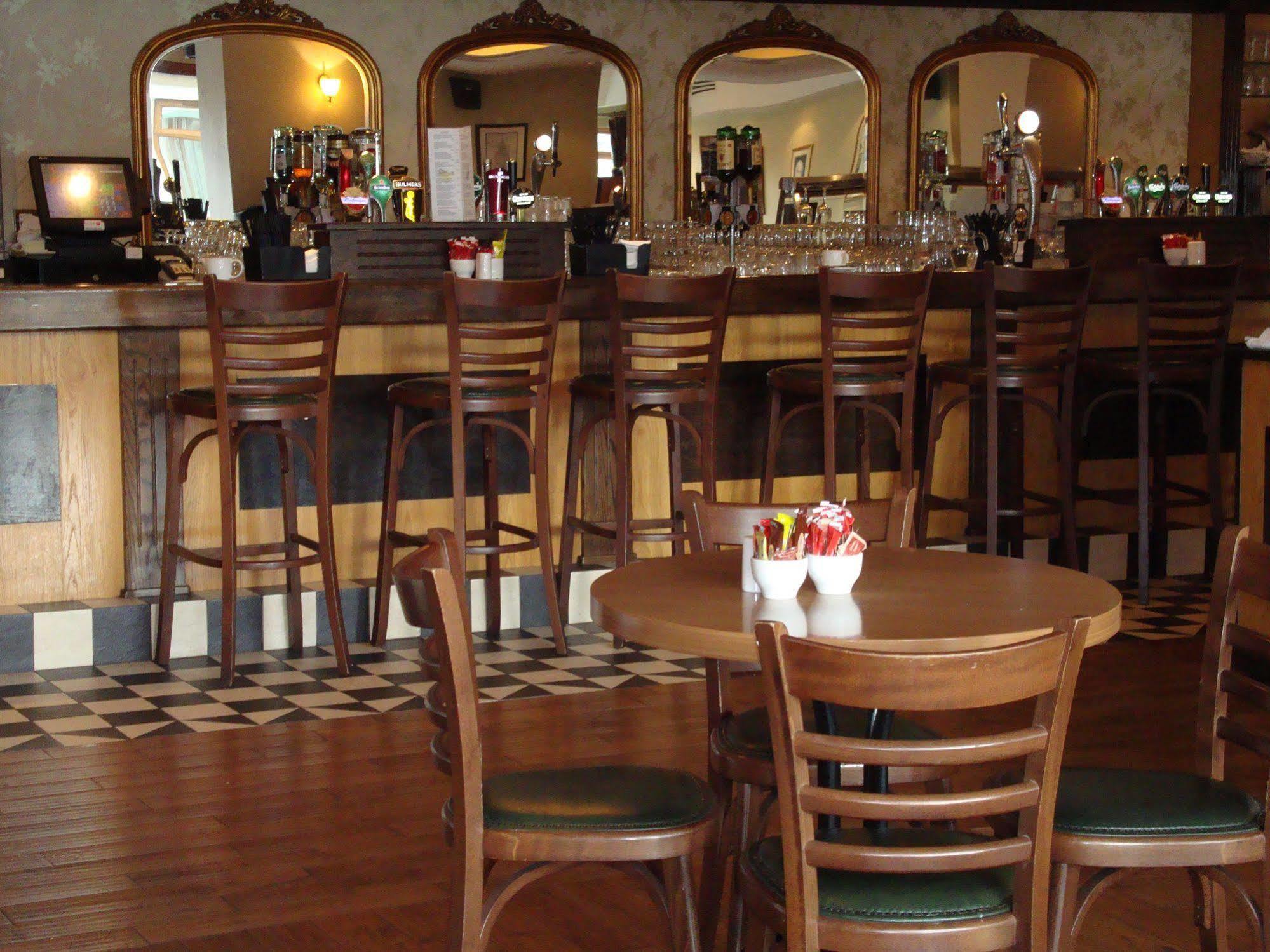 Ard Ri House Hotel Tuam Buitenkant foto